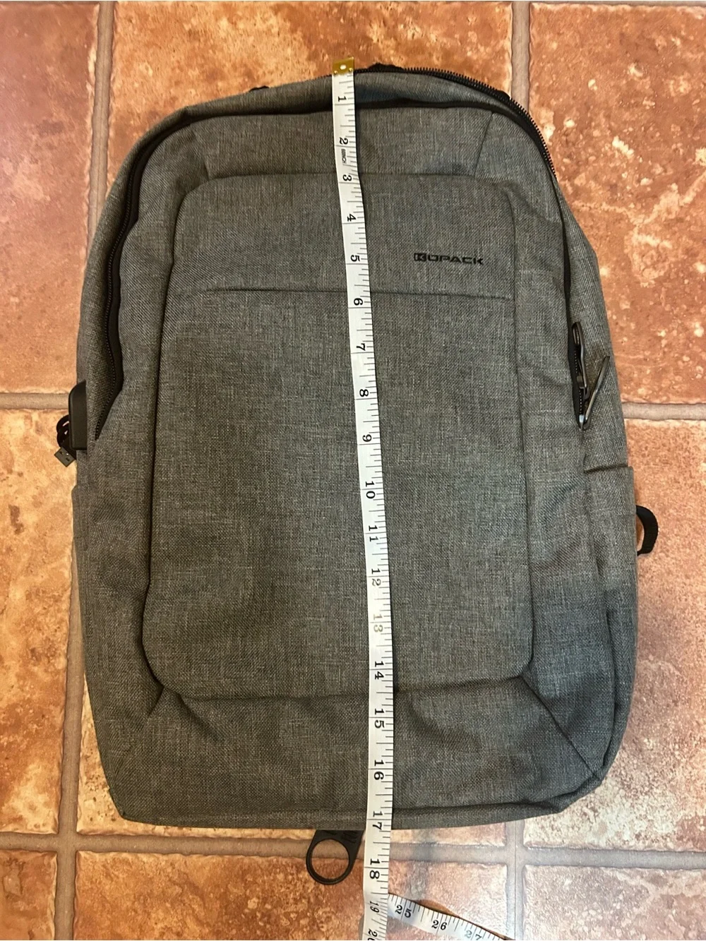 N/A grey backpack
